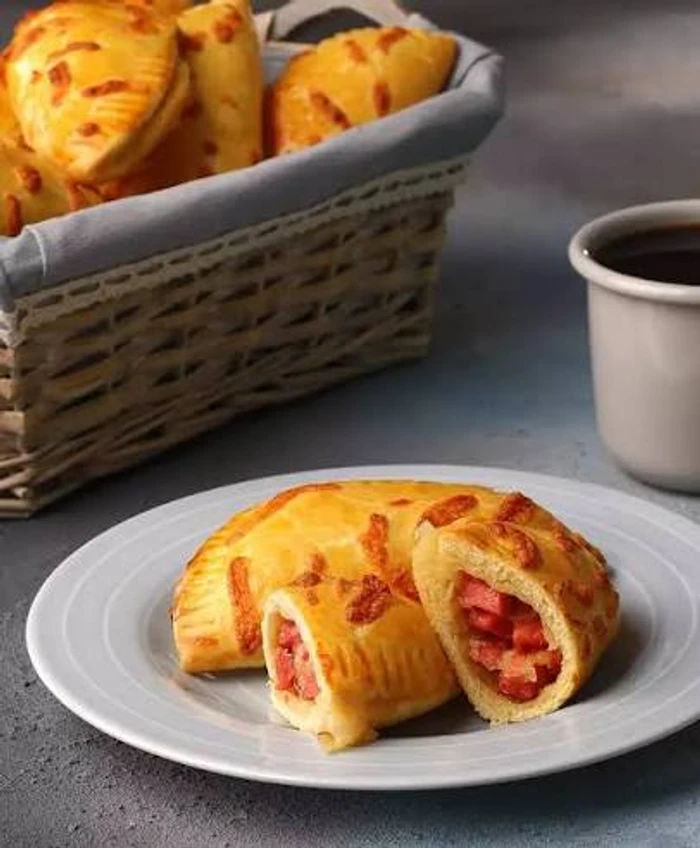 Tomato Paste Sausage Pastry